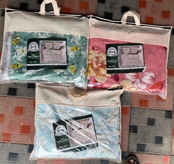 Luxury Floral Print Double Comforter Set  (3)  | Each comforter comes individually packaged in a convenient zippered carry bag | 6/7 FT