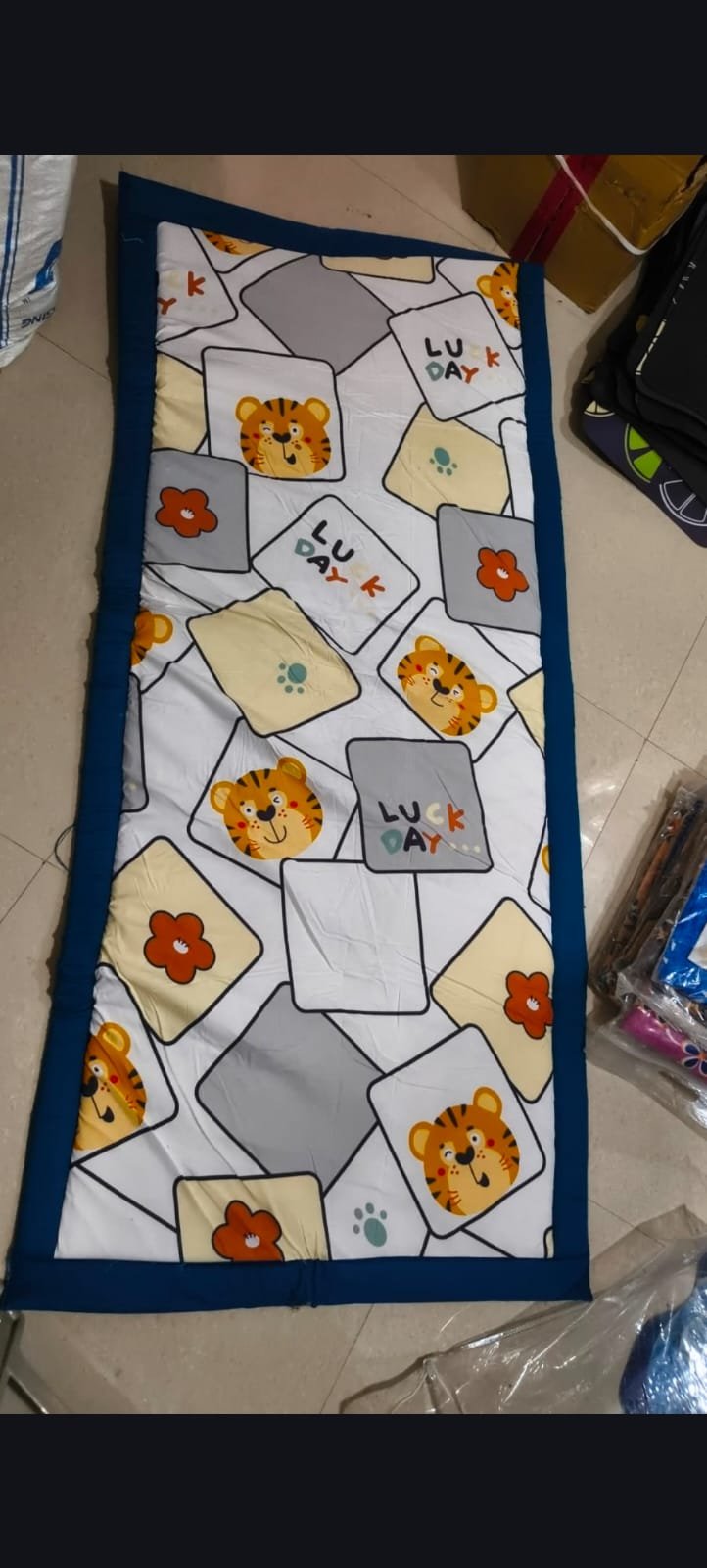 Printed Kids Korai Grass Mat with Fabric Backing – BOXs Design | | 100% ECO-FRIENDLY |  Indian craftsmanship with kid styling |KORAI MATS ( 3/7 ) FT SIZE |