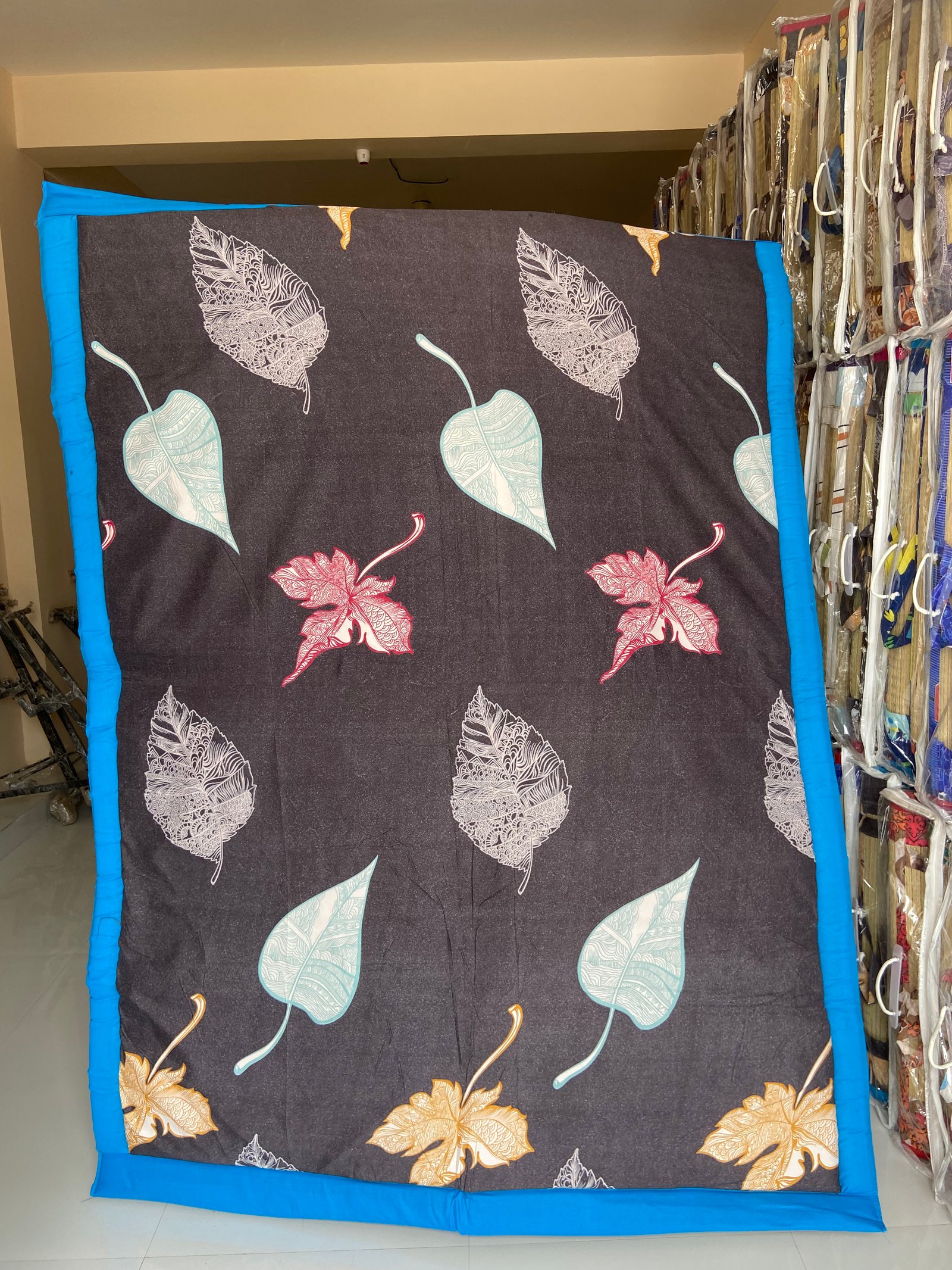 Printed Cloth-Backed Korai Grass Mat – Leaf Motif with Blue Border | South Indian craftsmanship | Size 6/7 FT | 100% ECO-FRIENDLY |