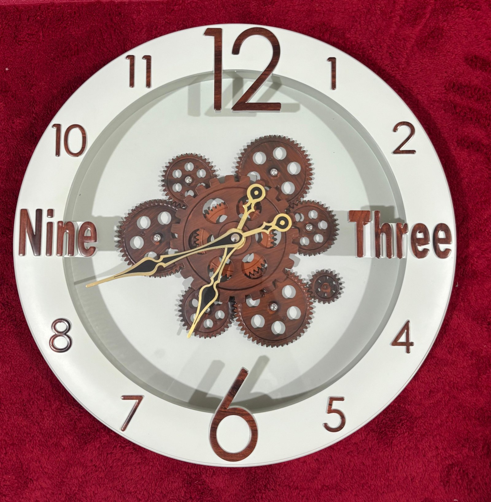 GEAR WALL CLOCK ROUND SHAPED