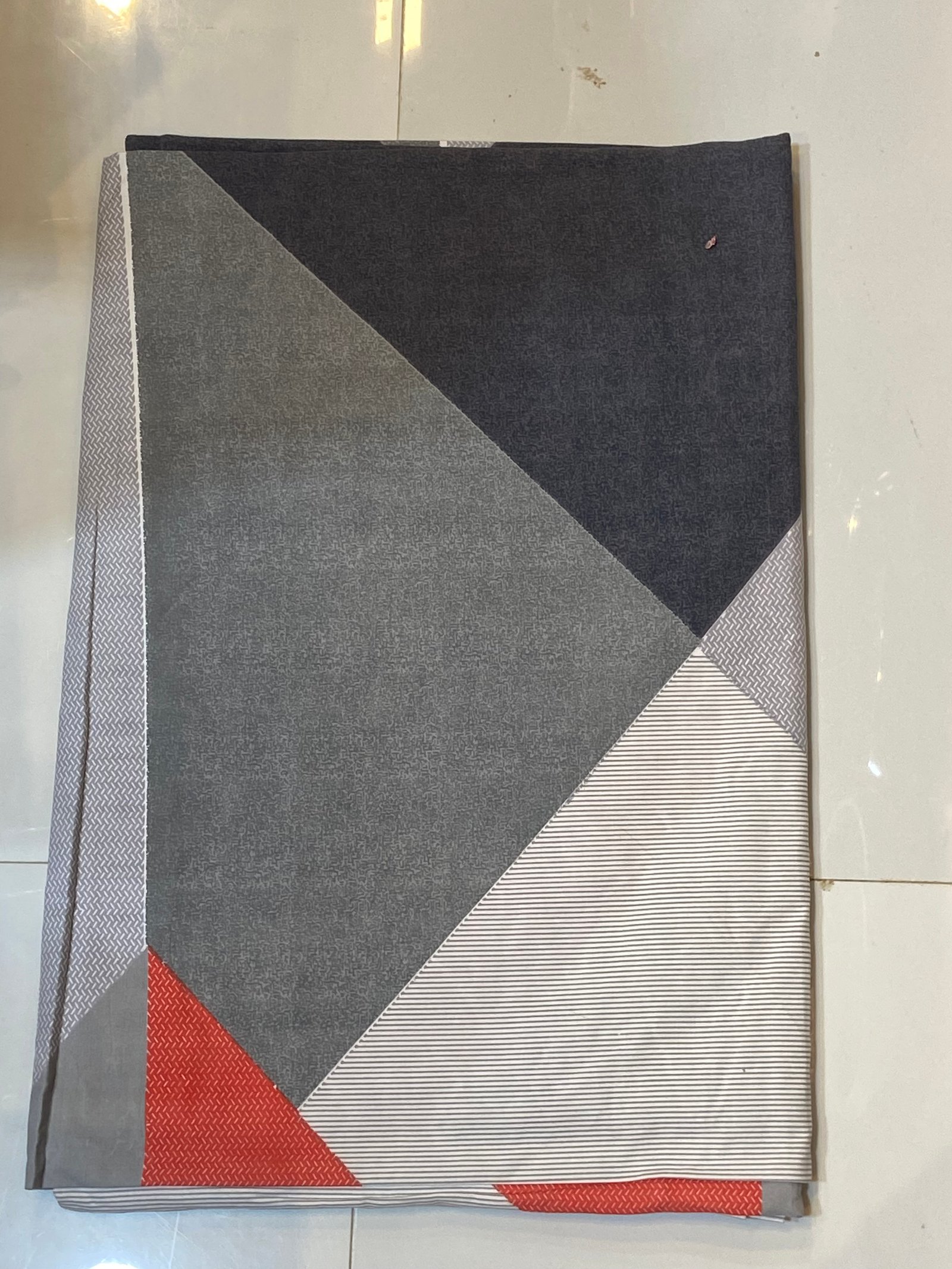 Modern Geometric Abstract Pattern | (7/8) BEDSHEETS | with pillow covers | regular use |